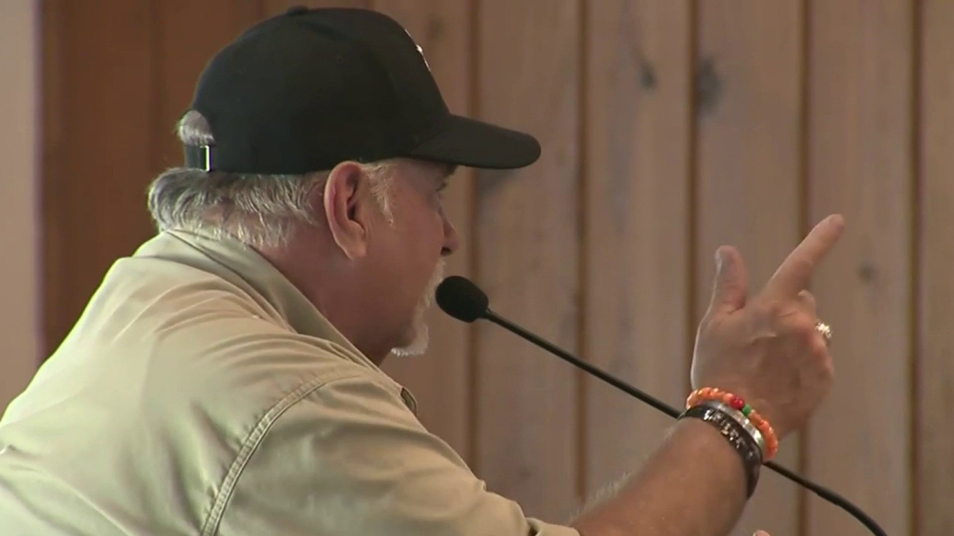 <a href="https://www.ksat.com/news/local/2025/07/22/nobody-has-called-us-ingram-city-council-still-waiting-on-updates-from-kerr-county-after-deadly-floods/" target="_blank">‘Nobody has called us’: Ingram City Council still waiting on updates from Kerr County after deadly floods</a>