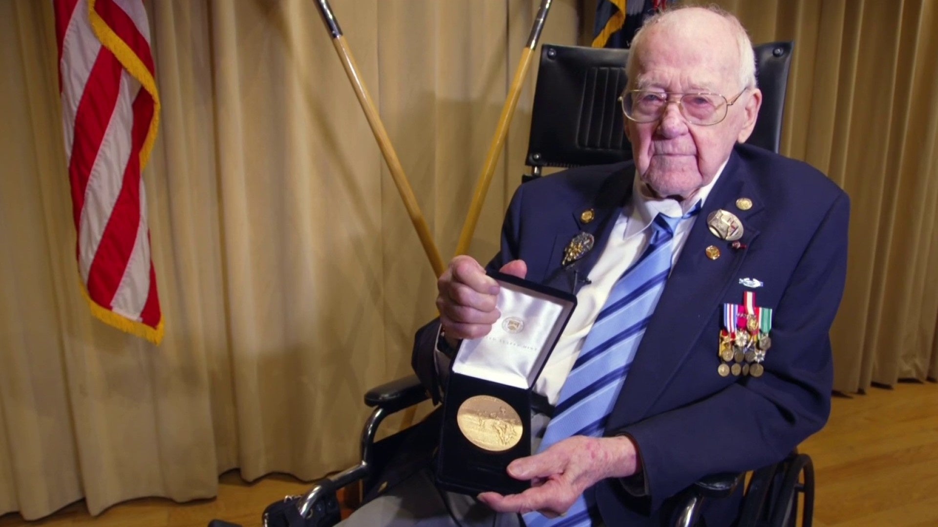 Last surviving Army Ranger from D-Day's Omaha Beach honored with