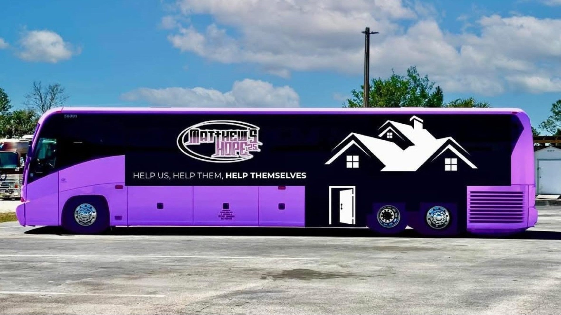 Permission to park in Apopka approved for homeless bus project