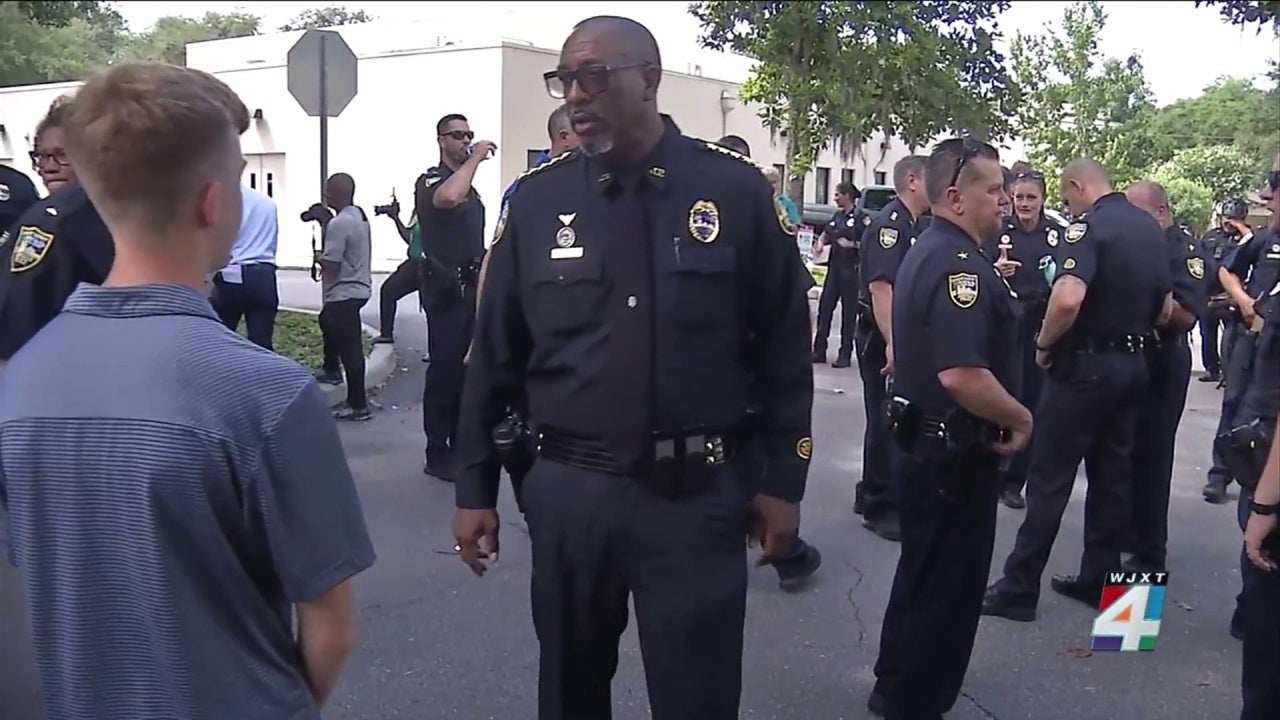 Former Kissimmee police officer pleads guilty in use-of
