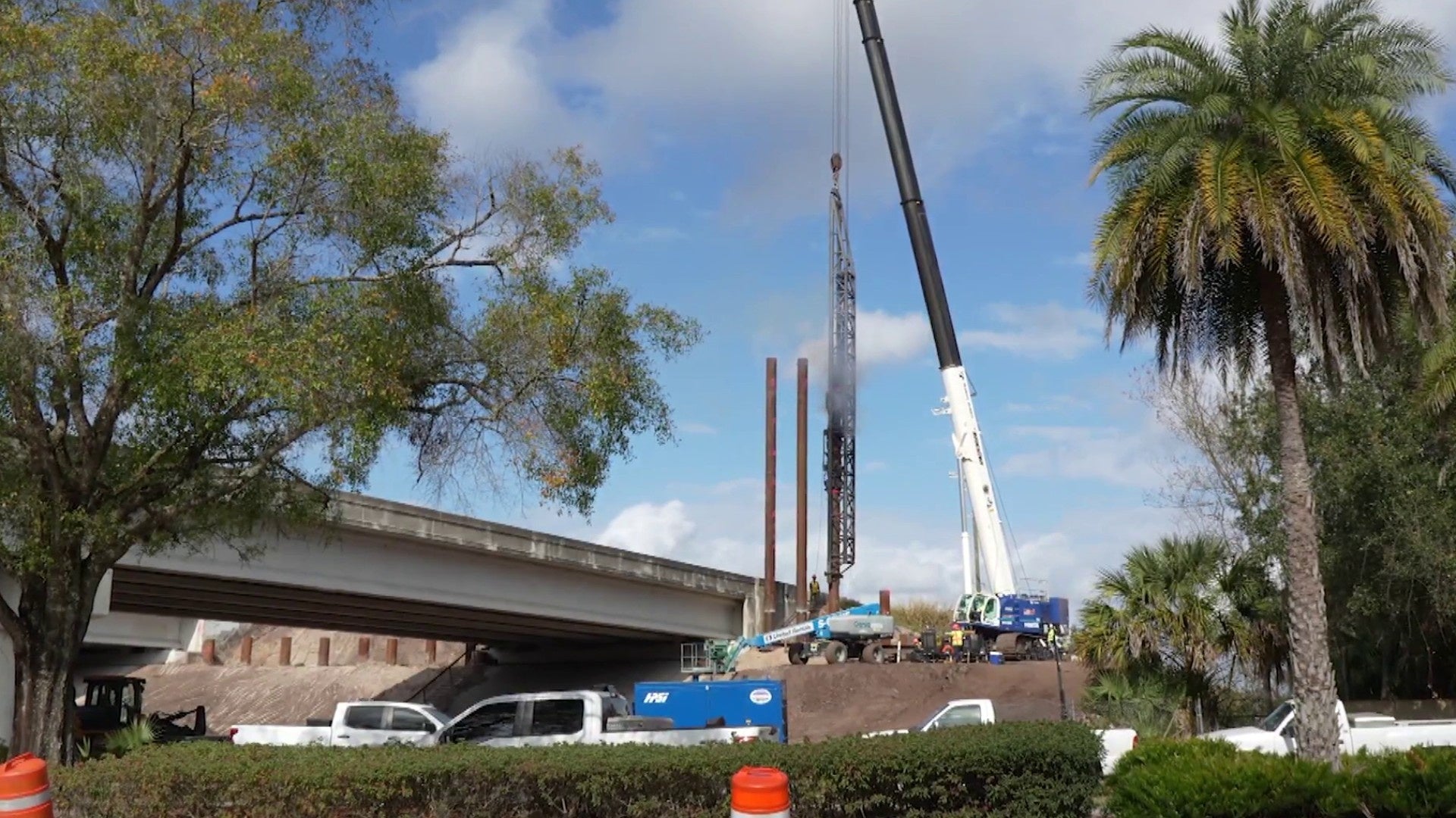 VIDEO: Hear pile driving noise annoying neighbors as part of SR-417 widening project in Winter Springs