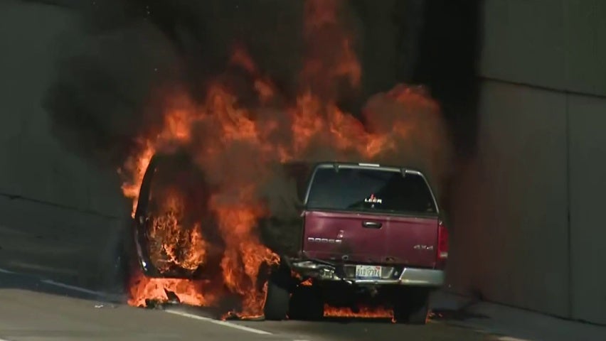Westbound I-696 back open at Coolidge after crash