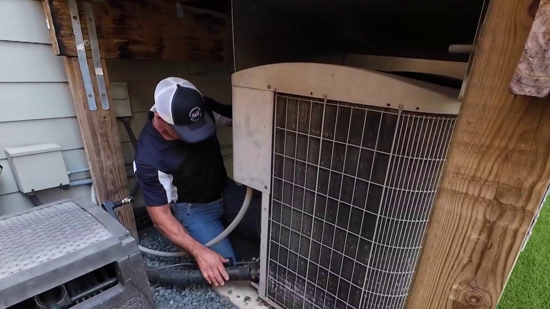 Old AC units still repairable despite new regulations, experts say