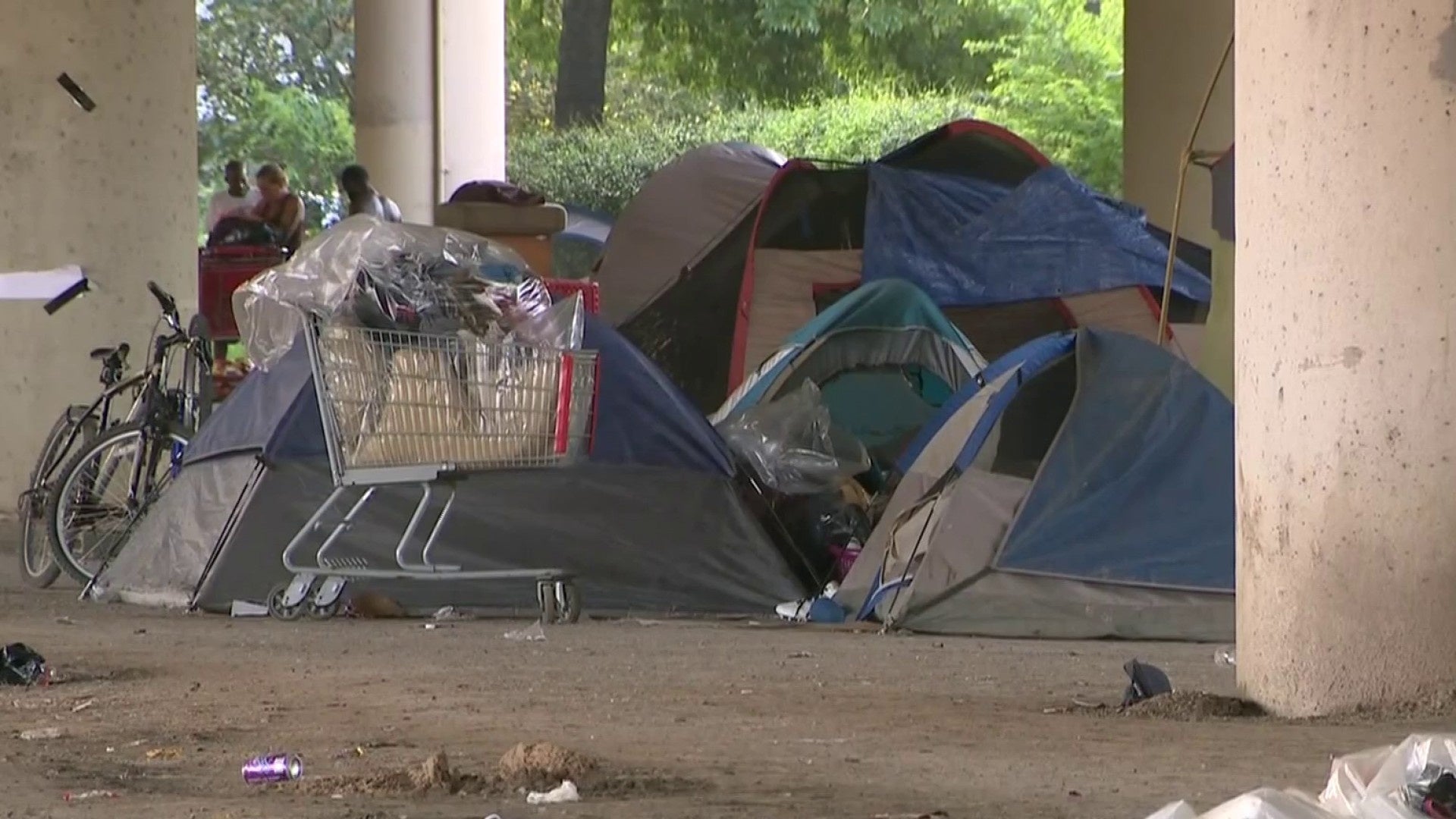 Houston City Council weighs 24-hour homeless rules in downtown, EaDo