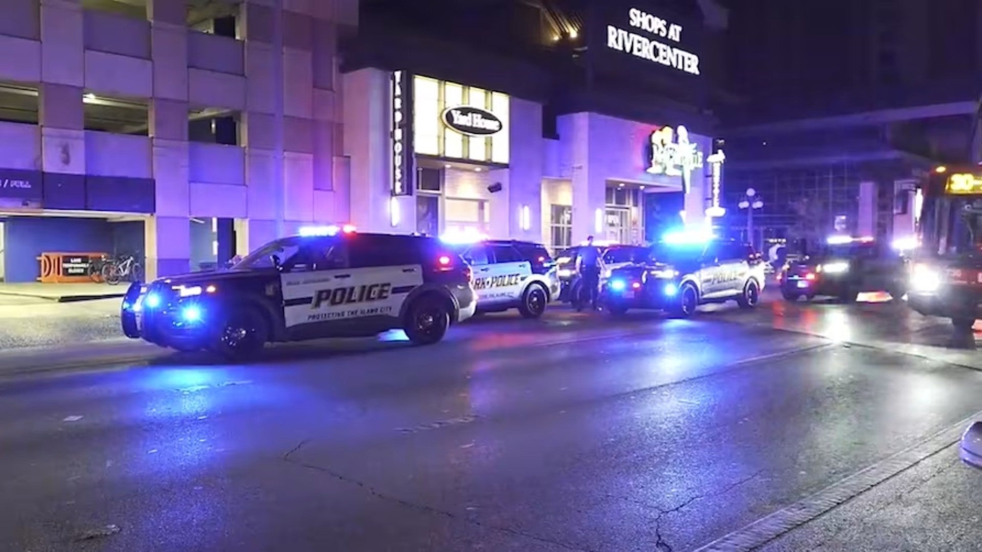 <a href="https://www.ksat.com/news/local/2025/09/17/mes-office-identifies-man-killed-in-shooting-at-downtown-parking-garage/" target="_blank">ME’s office identifies man killed in shooting at downtown parking garage</a>