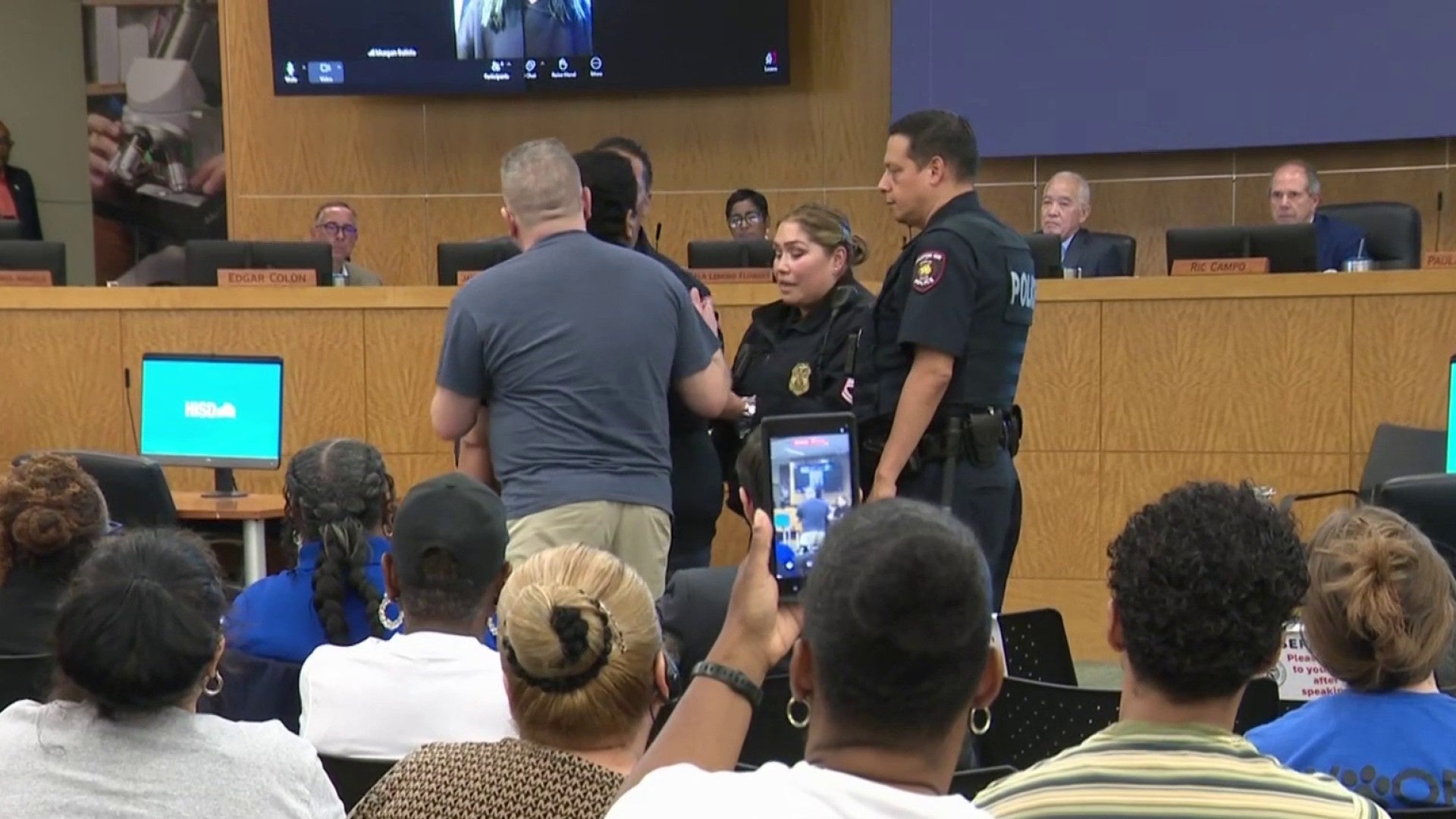 ‘Our kids are not second-class citizens’: Parents erupt over HISD special education overhaul at board meeting