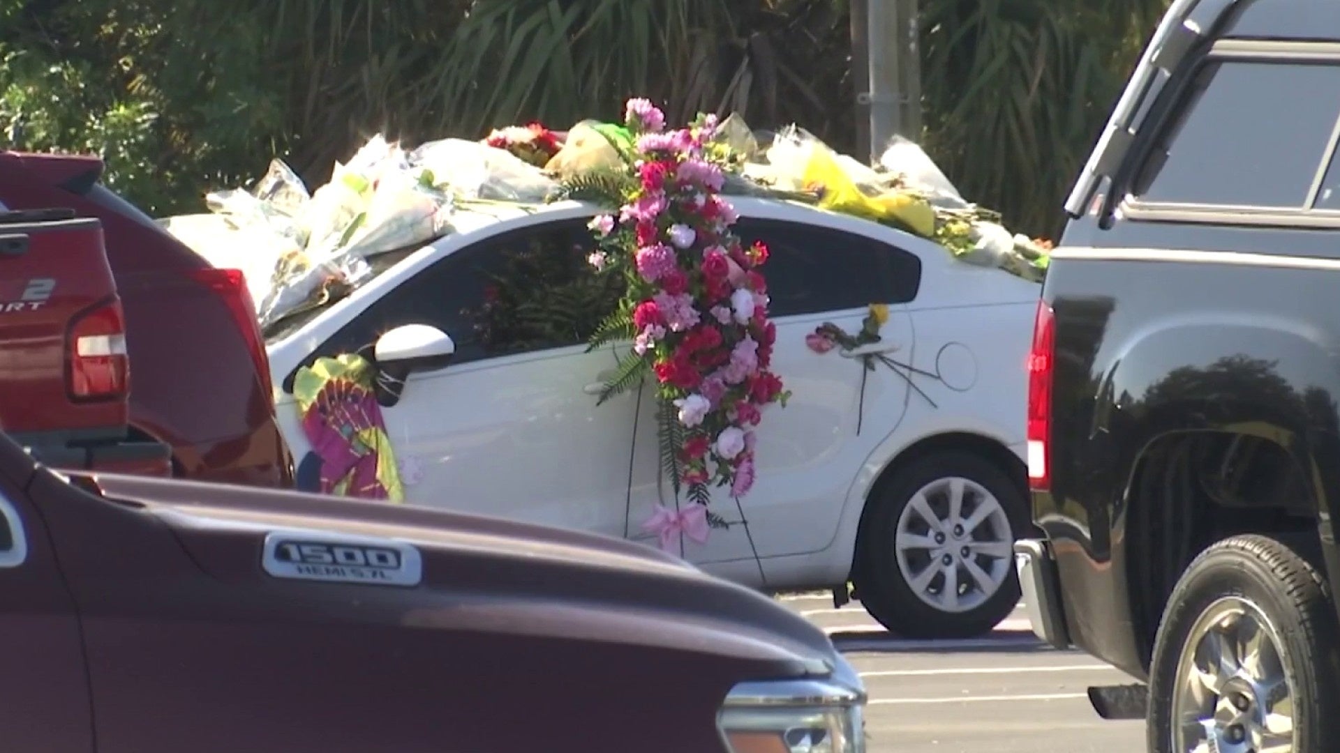 Community awaits answers from FBI 1 week after Titusville teen's death on  cruise