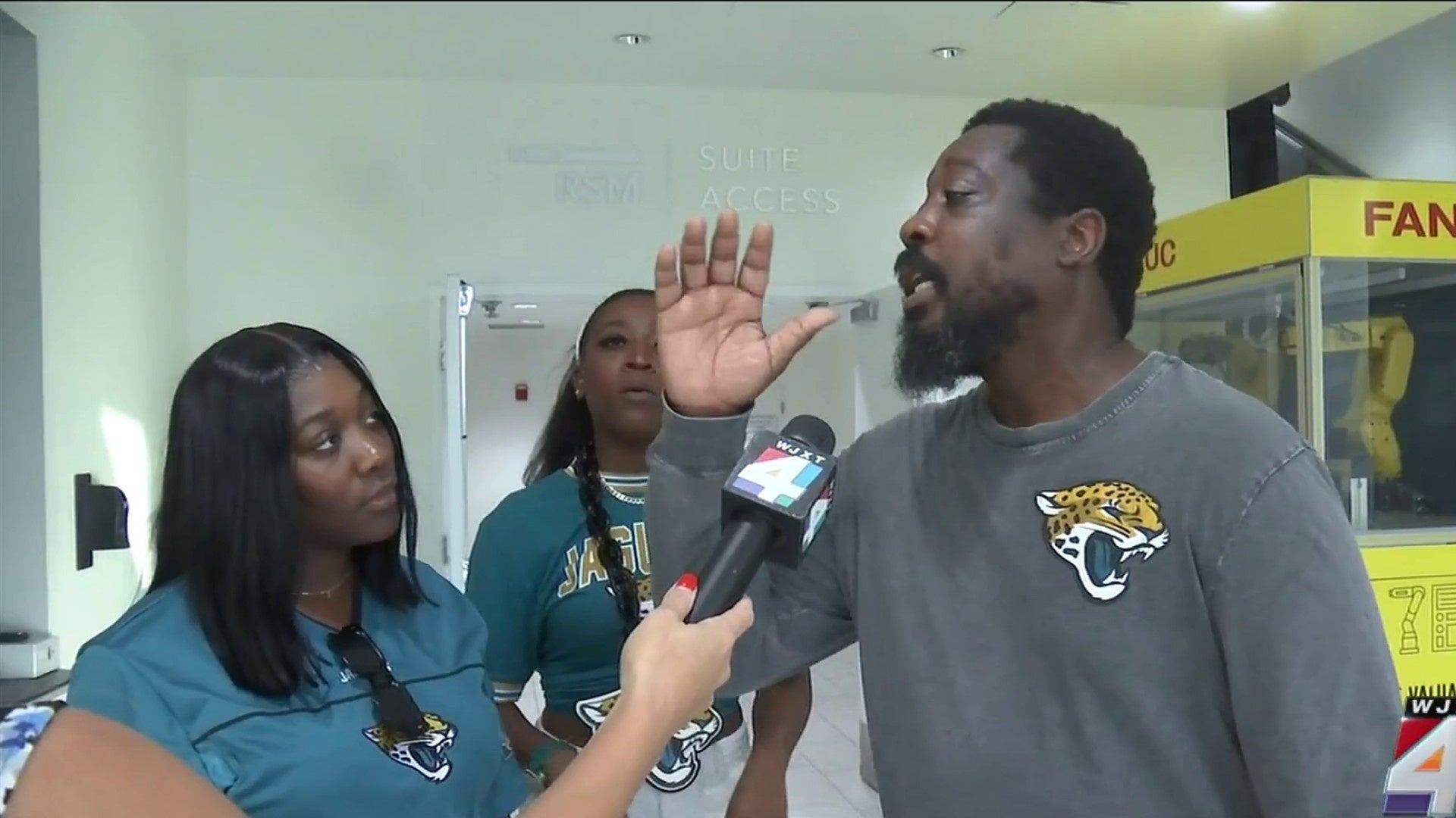 ‘We let the Texans beat us’: Jags fans devastated over unbelievable 19-point collapse