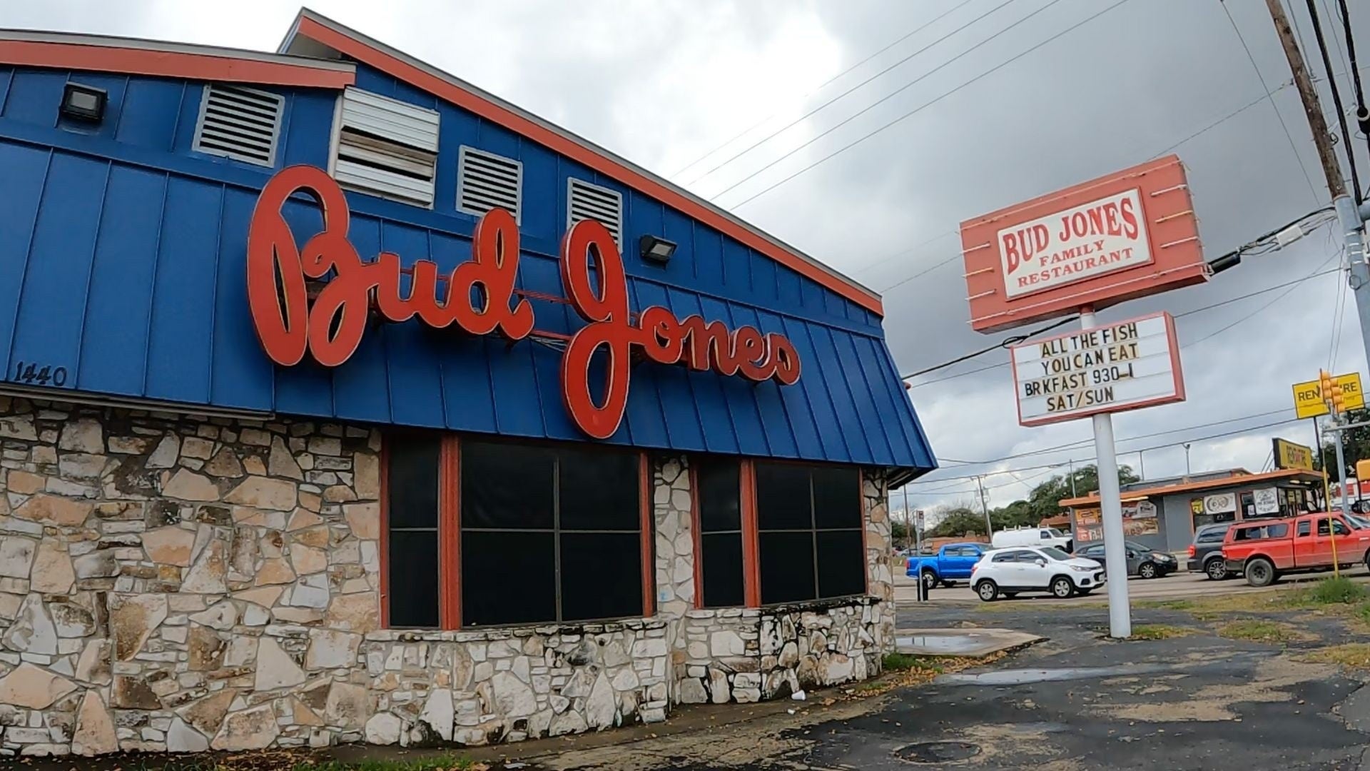 Bud Jones Restaurant - Seafood restaurant in San Antonio, TX