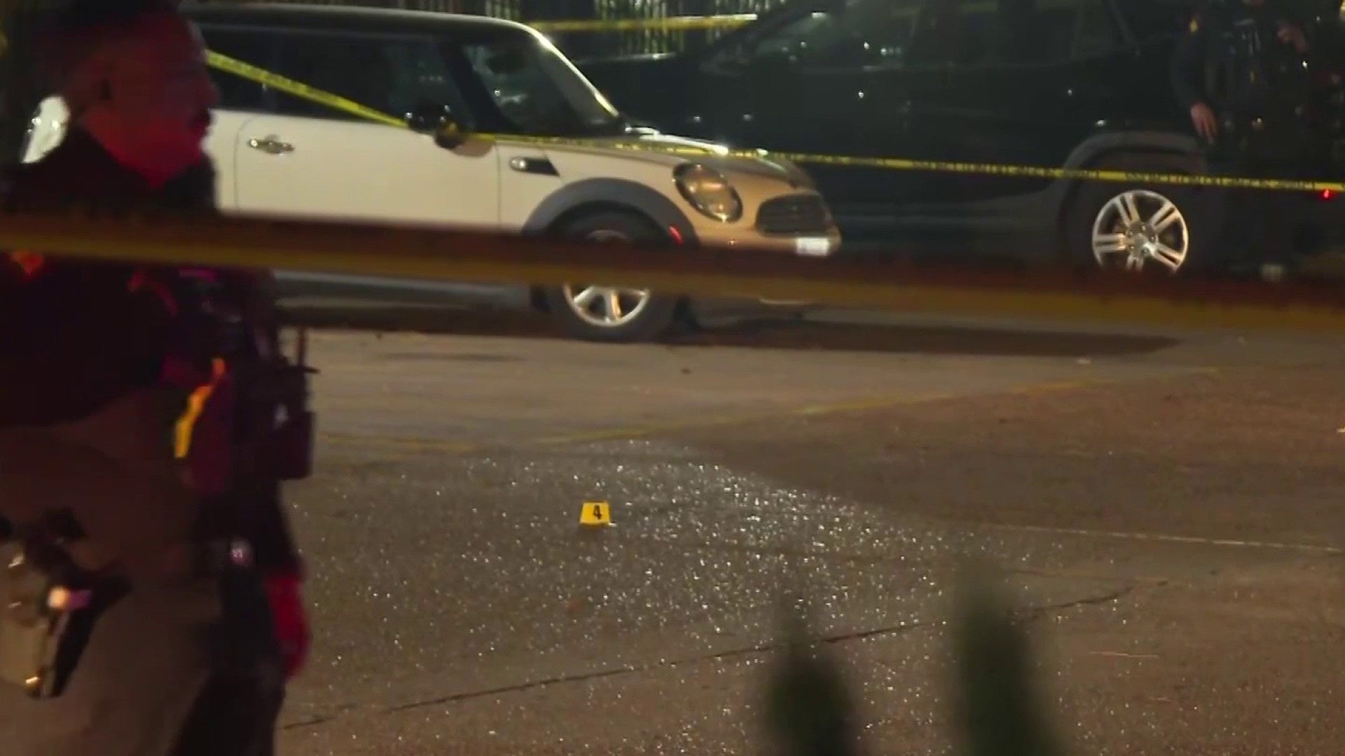 PlayStation sale leaves man dead, another injured in shooting at north Harris County apartment complex