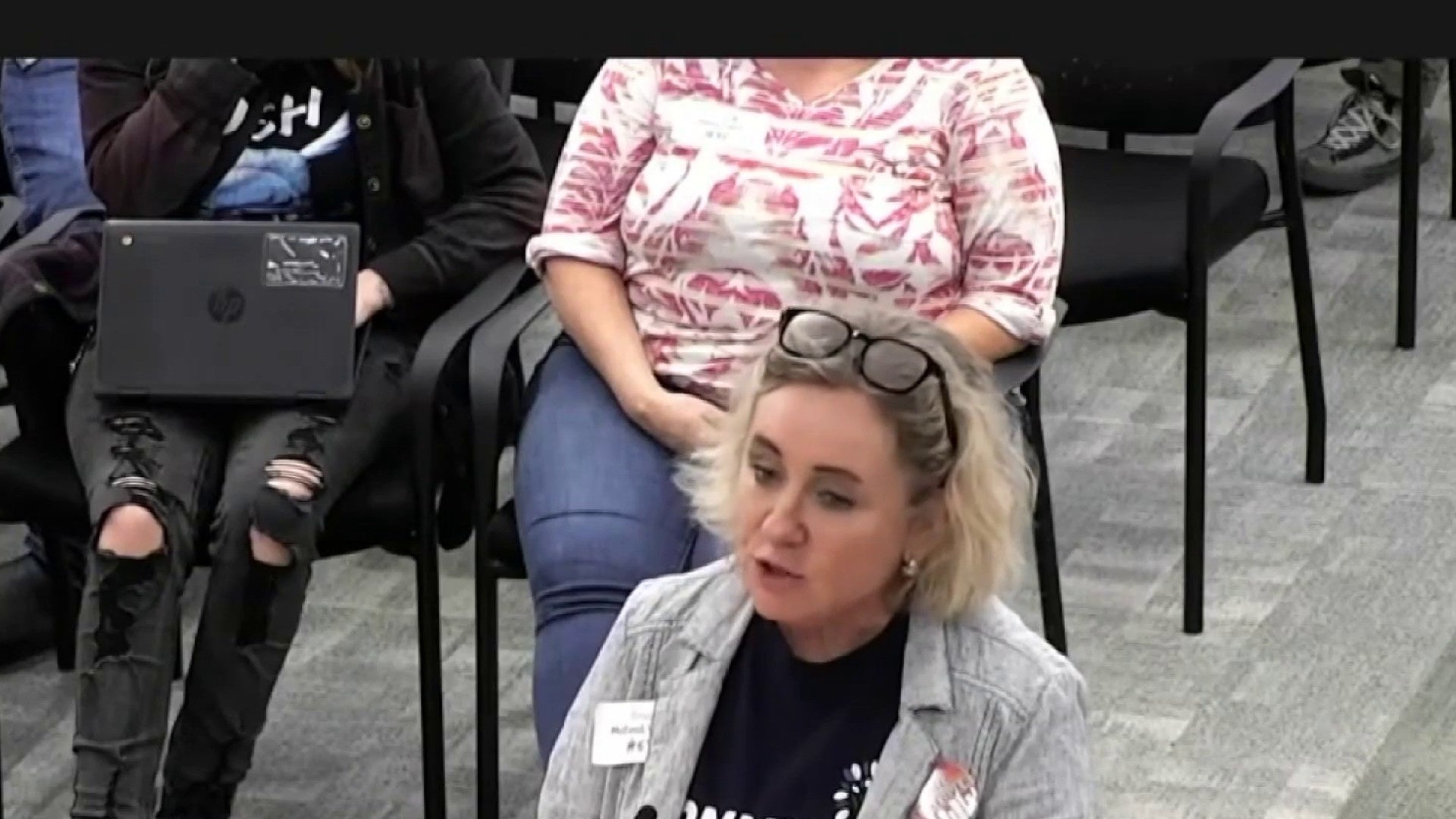 Houston mom says she was fired after confronting HISD Superintendent at airport
