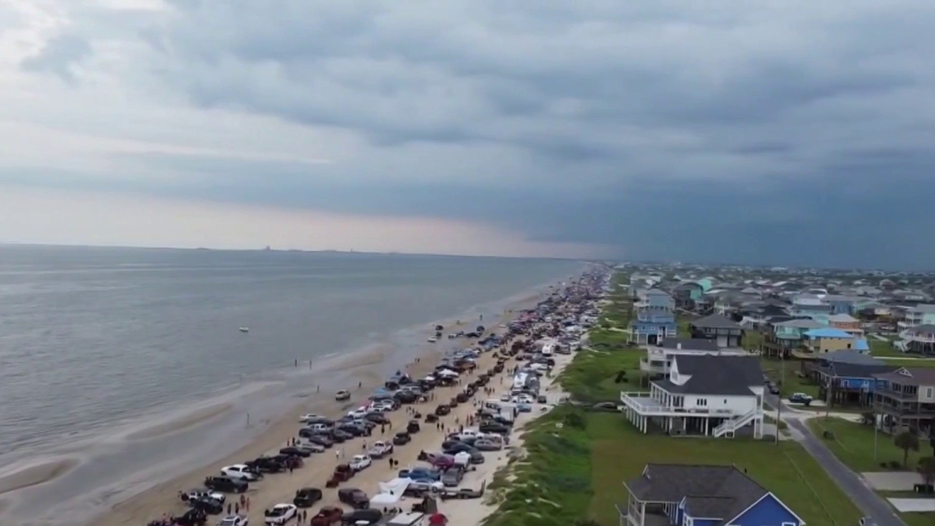 El sheriff del condado de Galveston anuncia restricciones antes del fin de semana de Jeep
