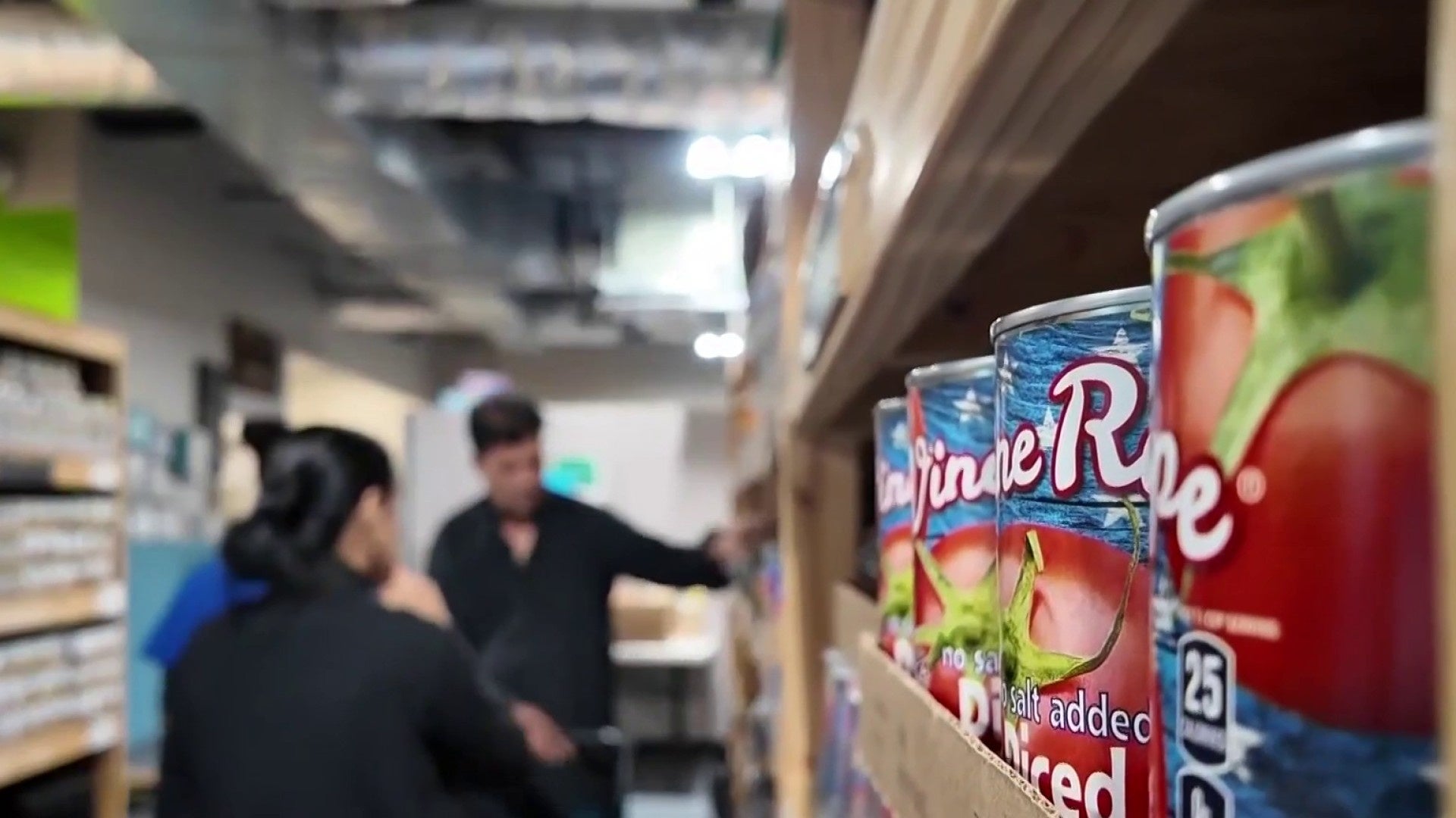 Houston families struggle as SNAP delays and qualification gaps worsen food insecurity